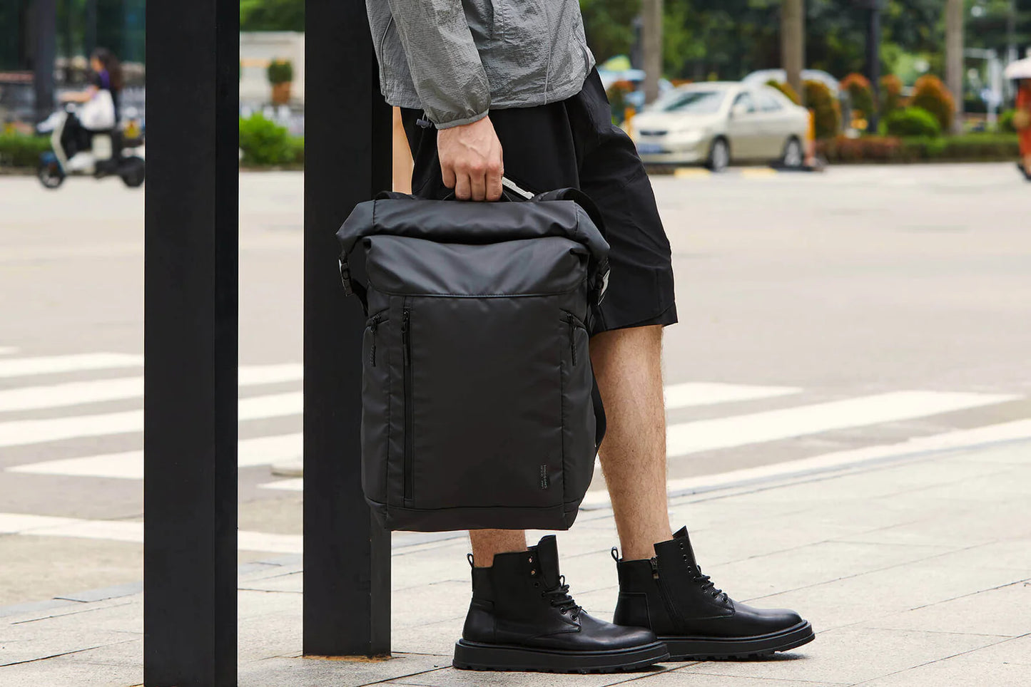 Kingsons KS3335W: Durable Water-Resistant Roll-Top Backpack for Commuting