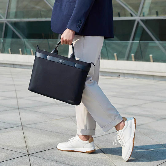 Versatile Laptop Backpack Briefcase: KS3257W Fashionable 15.6 Inch Business Briefcase Handbag for Men and Women - Waterproof Top-Handle Computer Bag in Classic Black